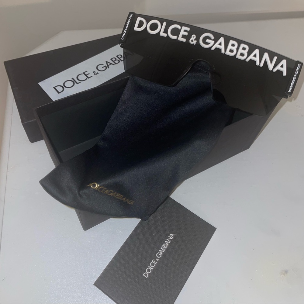 DG Logo Sunglasses